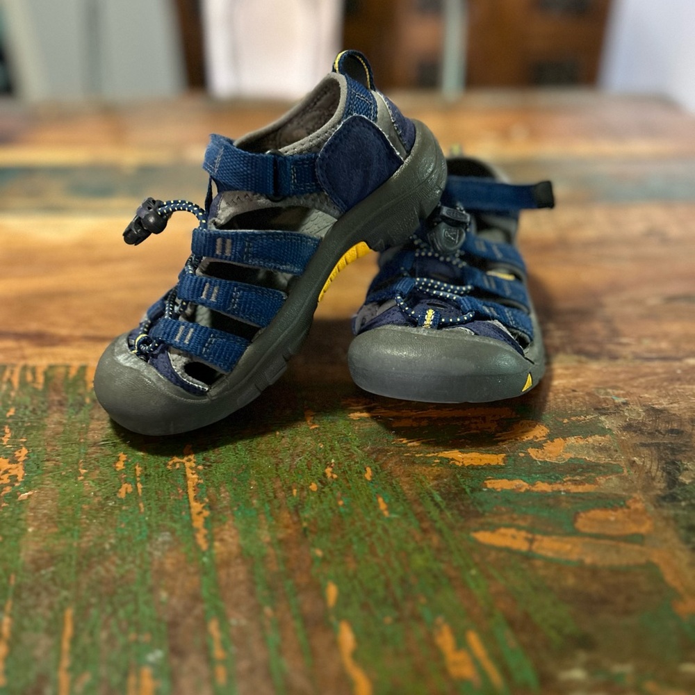 Keen Blue and Gray Sandals with Protective Toe Cap and Quick-Pull Lacing